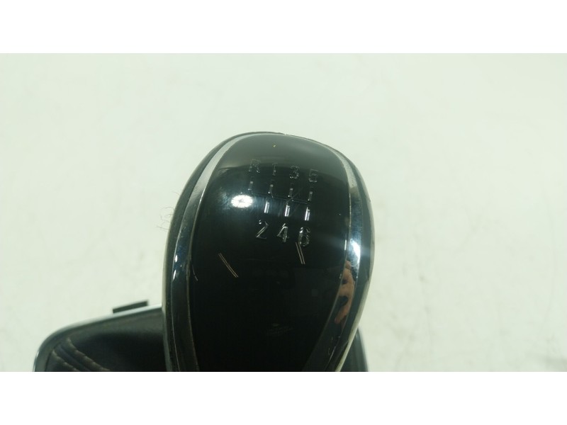 Recambio de palanca cambio para opel astra k (b16) 1.6 cdti (68) referencia OEM IAM 55489542 55489535 