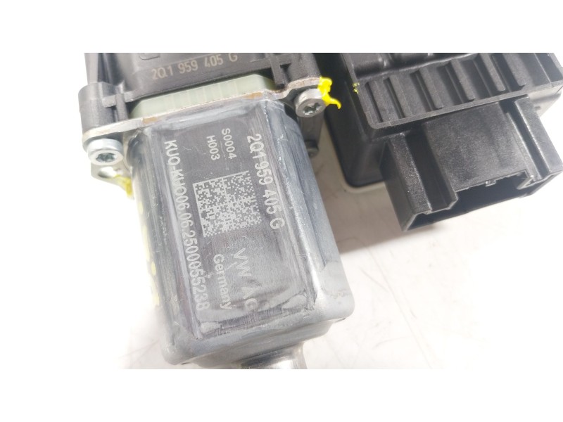 Recambio de elevalunas delantero izquierdo para seat arona (kj7, kjp) 1.0 tsi referencia OEM IAM  6F9837461E 