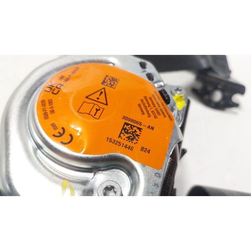 Recambio de cinturon seguridad trasero derecho para seat arona (kj7, kjp) 1.0 tsi referencia OEM IAM  153251446 