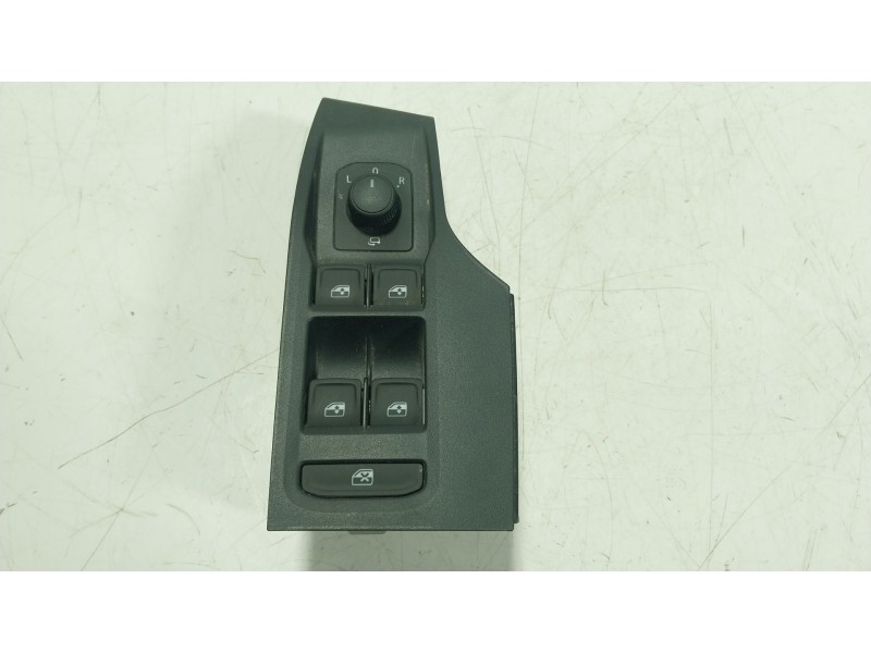 Recambio de mando elevalunas delantero izquierdo para seat arona (kj7, kjp) 1.0 tsi referencia OEM IAM  5G0959857F 