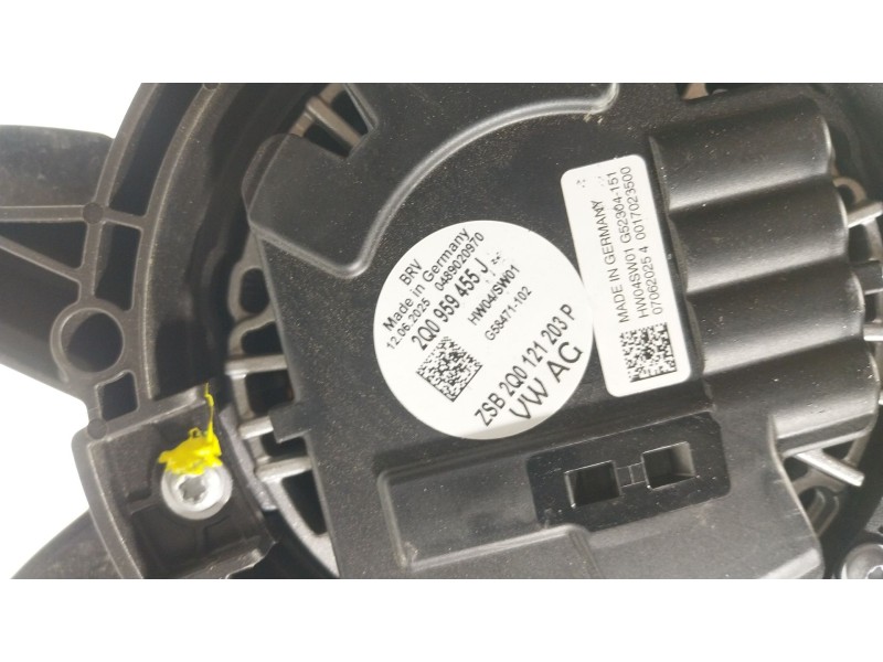 Recambio de electroventilador para seat arona (kj7, kjp) 1.0 tsi referencia OEM IAM 2Q0121203P 2Q0959455J 