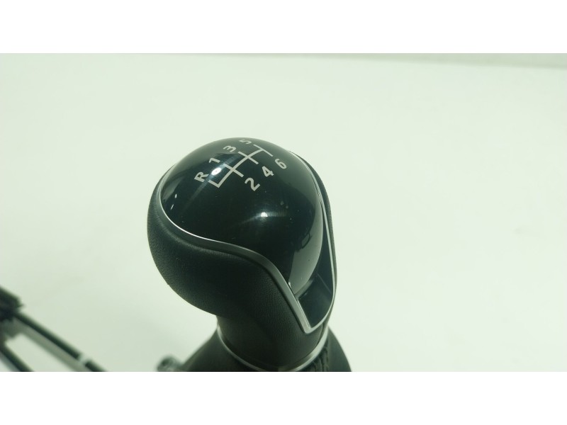 Recambio de palanca cambio para seat arona (kj7, kjp) 1.0 tsi referencia OEM IAM 5R3711049L 5R3711049L 
