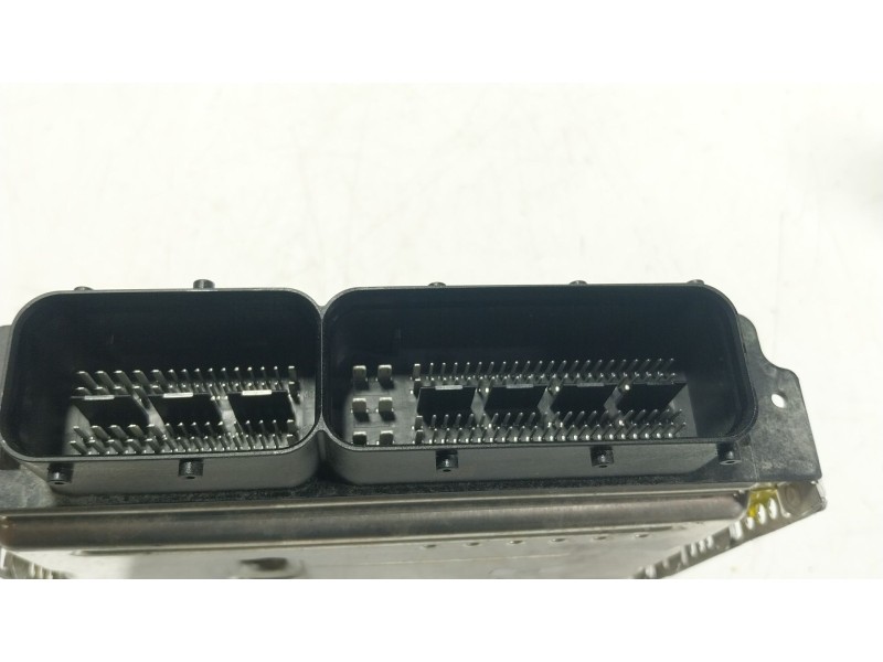 Recambio de centralita motor uce para seat arona (kj7, kjp) 1.0 tsi referencia OEM IAM  05C907309F 