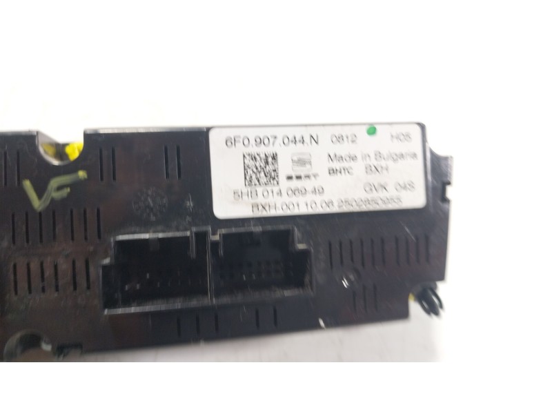Recambio de mando climatizador para seat arona (kj7, kjp) 1.0 tsi referencia OEM IAM  6F0907044N 