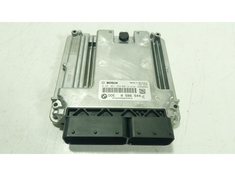 Recambio de centralita motor uce para bmw x5 (f15, f85) xdrive 40 d referencia OEM IAM  858654401 