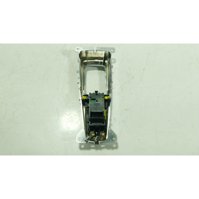 Recambio de palanca freno de mano para bmw x5 (f15, f85) xdrive 40 d referencia OEM IAM  938735601 