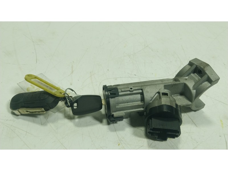 Recambio de antirrobo para peugeot boxer furgoneta 2.2 bluehdi 120 referencia OEM IAM 4162SJ 01392212080 