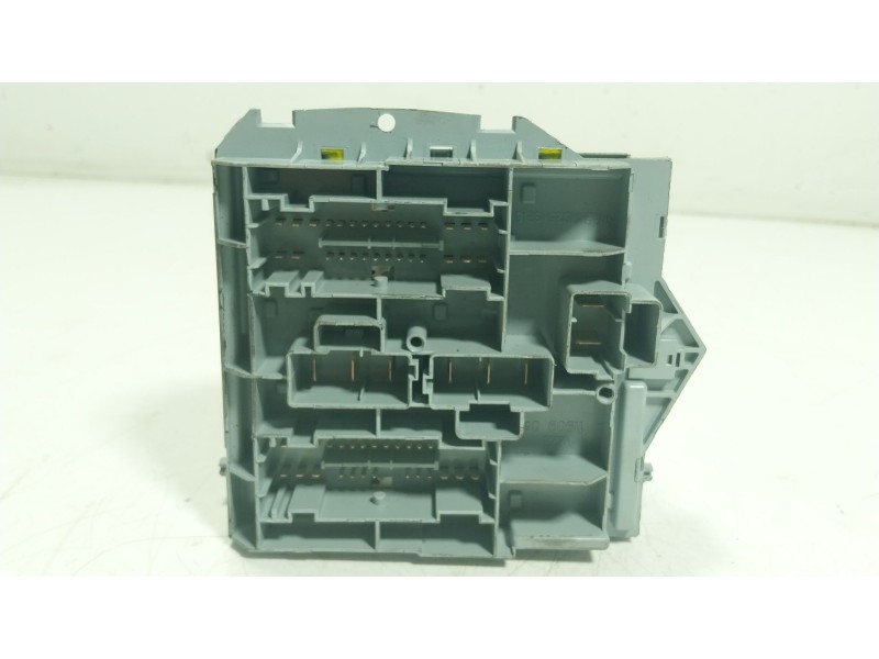 Recambio de caja reles / fusibles para peugeot boxer furgoneta 2.2 bluehdi 120 referencia OEM IAM 1617999780 1398647080 