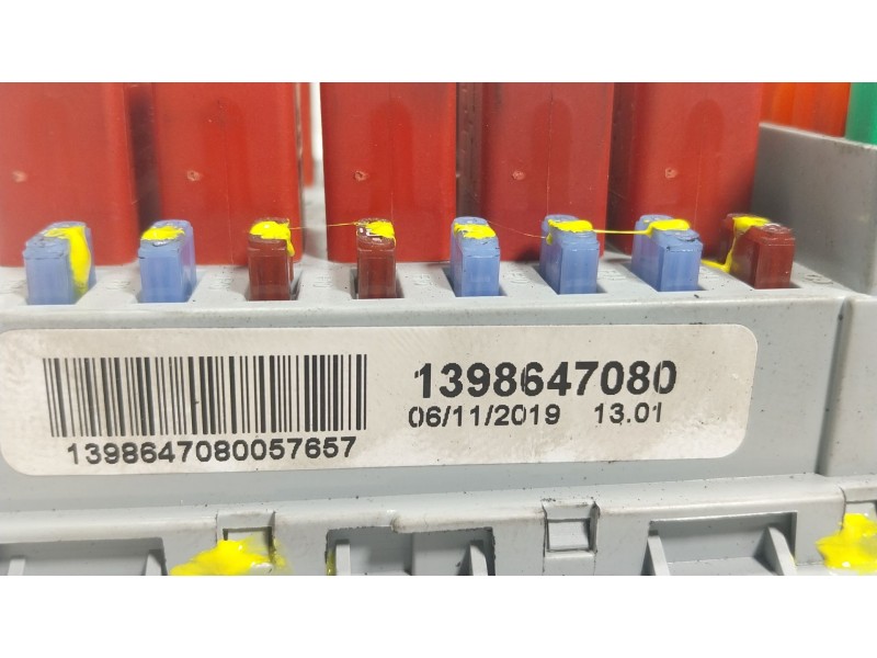 Recambio de caja reles / fusibles para peugeot boxer furgoneta 2.2 bluehdi 120 referencia OEM IAM 1617999780 1398647080 