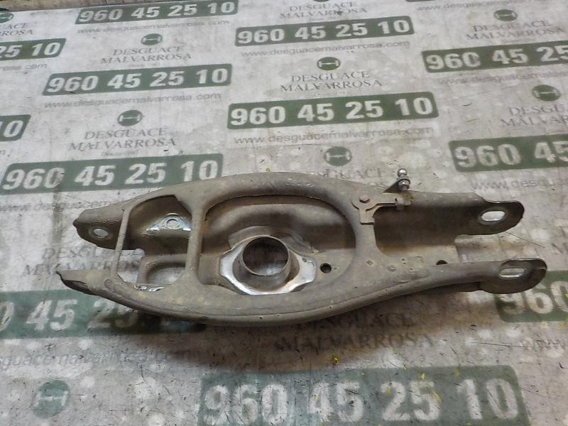 Recambio de brazo suspension inferior trasero izquierdo para bmw serie 3 coupe (e92) 320d referencia OEM IAM 33326772899  