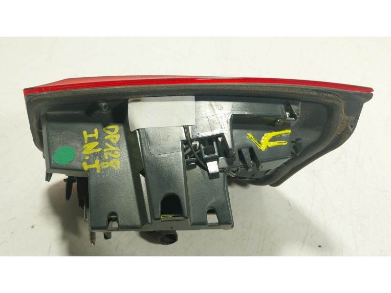 Recambio de piloto trasero izquierdo interior para bmw 3 (f30, f80) 316 d referencia OEM IAM  H7736911906 