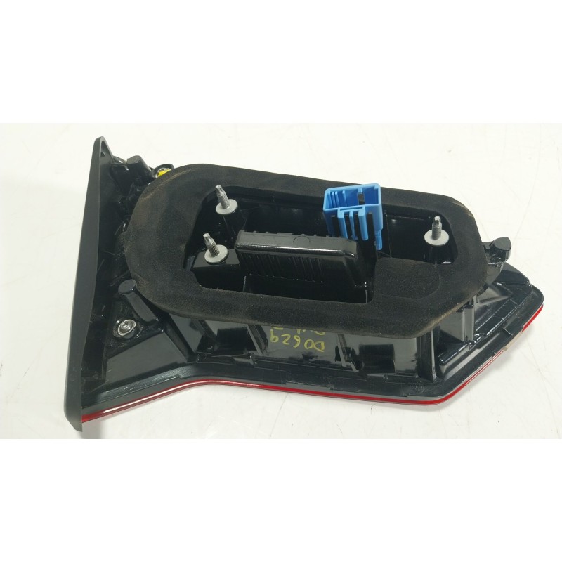 Recambio de piloto trasero derecho interior para volkswagen t-roc (a11, d11) 2.0 tdi scr referencia OEM IAM  2GA945094B 