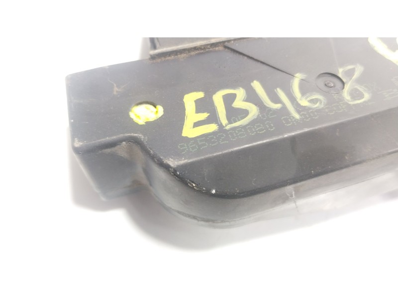 Recambio de cerradura maletero / porton para peugeot 407 (6d_) 1.8 16v (6d6fyc) referencia OEM IAM  9653208080 