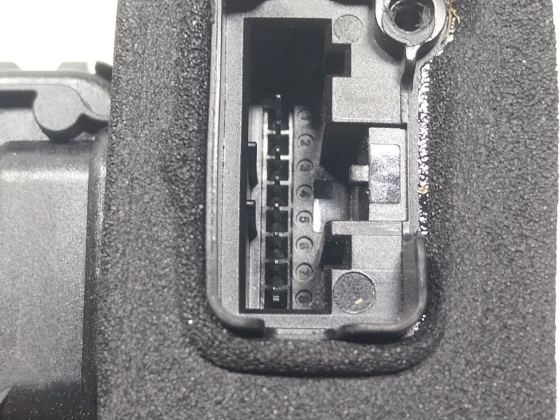 Recambio de cerradura puerta trasera izquierda para seat leon sportstourer (kl8) fr referencia OEM IAM  5TA839015P 