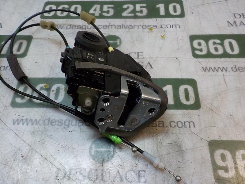 Recambio de cerradura puerta trasera derecha para toyota rav 4 advance hybrid referencia OEM IAM 6905033120  