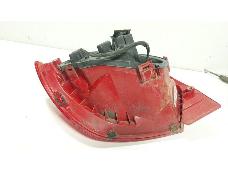 Recambio de piloto trasero derecho para seat ibiza iv sc (6j1, 6p5) 1.4 tdi referencia OEM IAM   