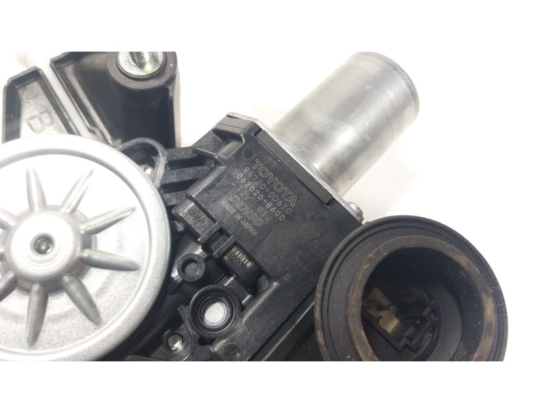 Recambio de elevalunas trasero izquierdo para toyota yaris cross (mxp_) 1.5 hybrid (mxpj10) referencia OEM IAM  857200D610 