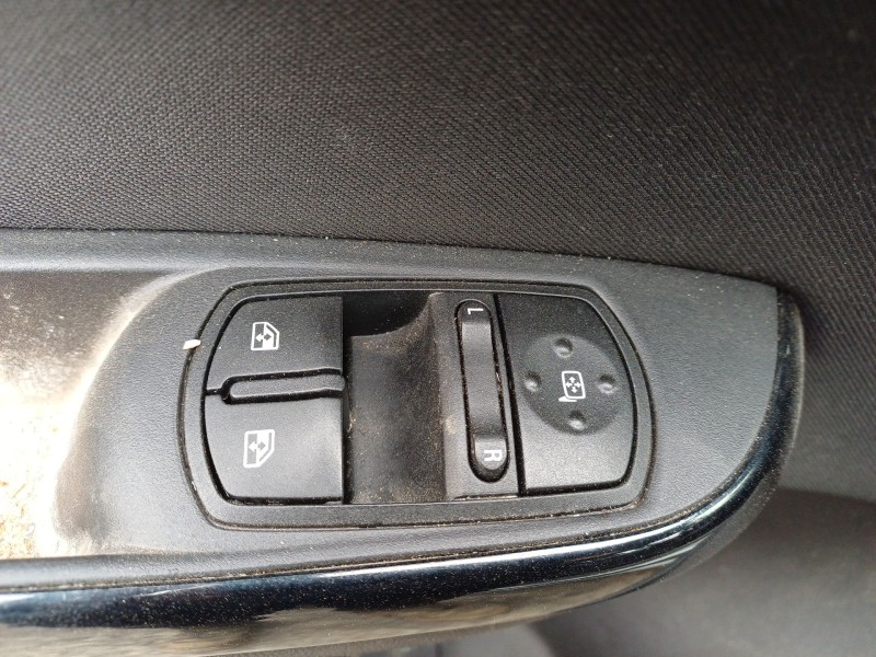 opel corsa e (x15) del año 2017