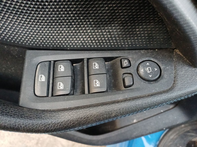 bmw 1 (f40) del año 2019