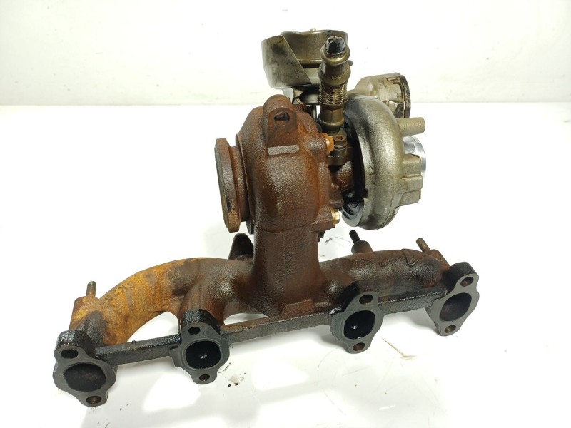 Recambio de turbocompresor para seat leon (1p1) 1.9 tdi referencia OEM IAM  038253014G 
