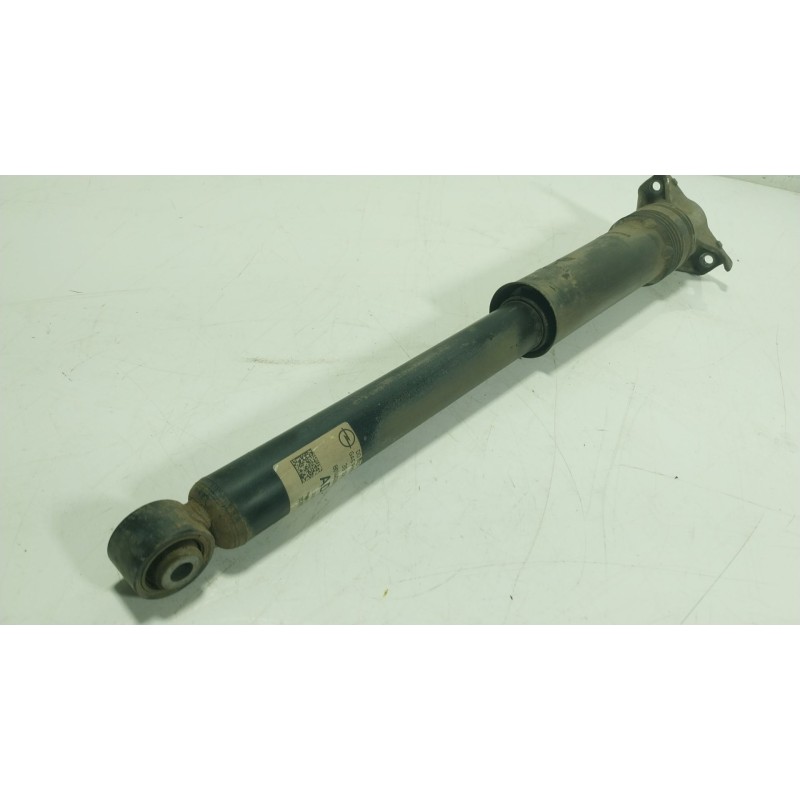 Recambio de amortiguador trasero derecho para opel astra k (b16) 1.2 turbo (68) referencia OEM IAM  39131174 