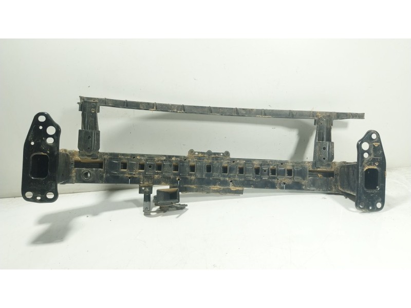 Recambio de refuerzo paragolpes delantero para kia stonic (yb) 1.0 t-gdi referencia OEM IAM   