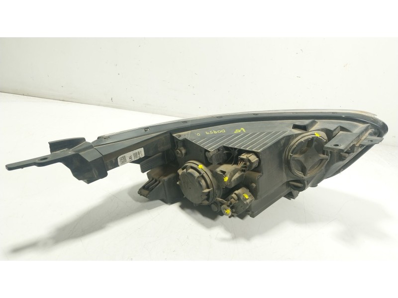 Recambio de faro izquierdo para kia stonic (yb) 1.0 t-gdi referencia OEM IAM  92101H8 
