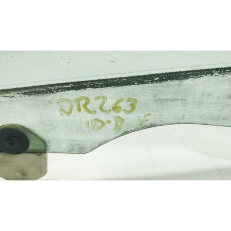 Recambio de cristal puerta delantero derecho para land rover discovery iv (l319) 2.7 td 4x4 referencia OEM IAM CUB500160  