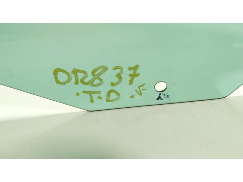 Recambio de cristal puerta trasero derecho para seat arona (kj7, kjp) 1.0 tsi referencia OEM IAM 6F9845026C  