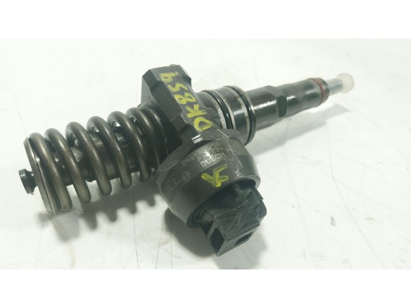 Recambio de inyector para volkswagen touareg (7la) 2.5 tdi referencia OEM IAM  07Z130073F 