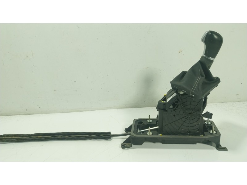 Recambio de palanca cambio para seat ateca (kh7, khp) 1.5 tsi referencia OEM IAM 5Q1713025CF 5Q1713023CG 