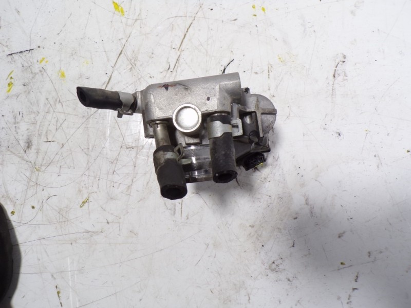 Recambio de caja mariposa para kia venga 1.6 cat referencia OEM IAM 351002B152 0280750624 0280750624