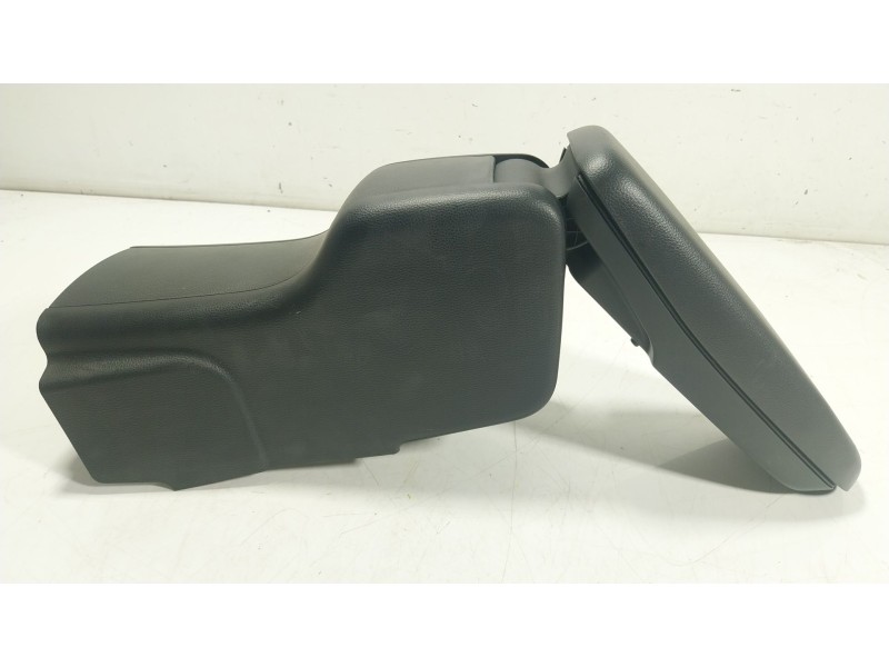 Recambio de apoyabrazos central para toyota yaris cross (mxp_) 1.5 hybrid (mxpj10) referencia OEM IAM  58901K020 