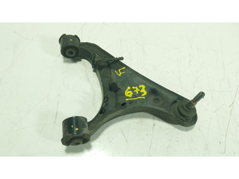 Recambio de brazo suspension superior delantero derecho para land rover discovery iv (l319) 2.7 td 4x4 referencia OEM IAM LR0141