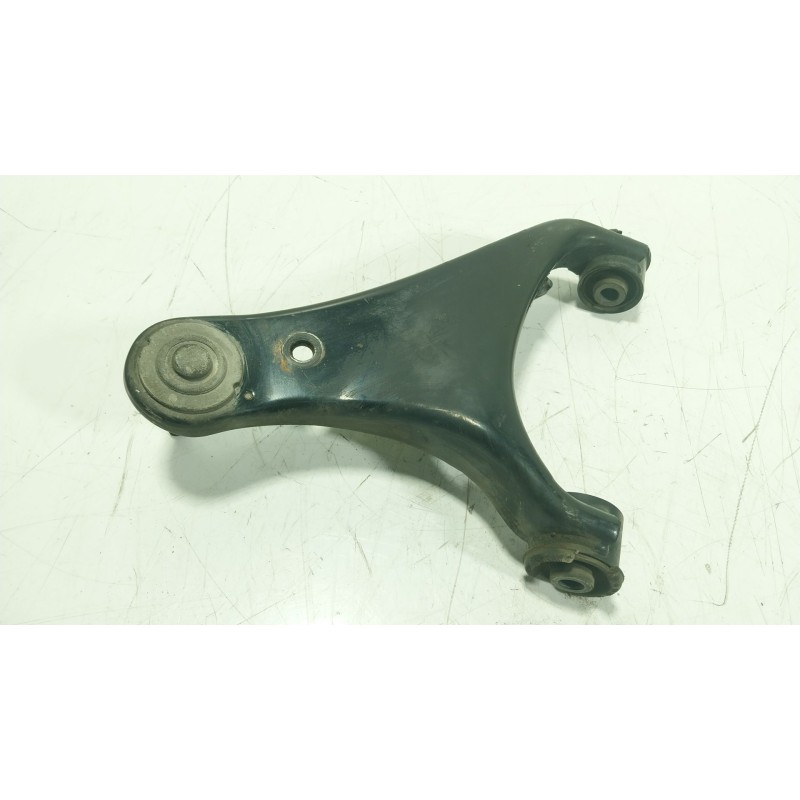 Recambio de brazo suspension superior delantero derecho para land rover discovery iv (l319) 2.7 td 4x4 referencia OEM IAM LR0141