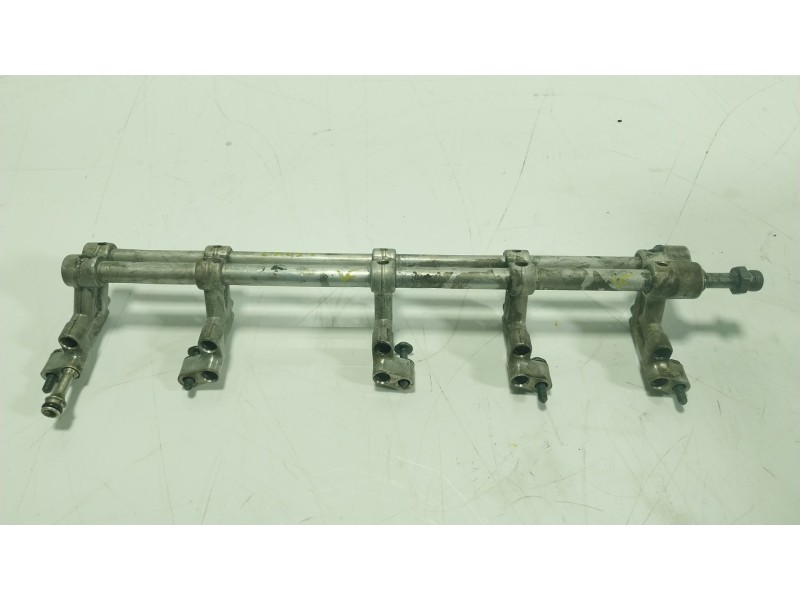 Recambio de rampa inyectora para volkswagen touareg (7la) 2.5 tdi referencia OEM IAM   