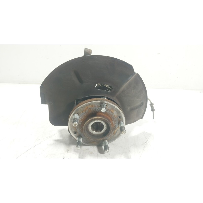 Recambio de mangueta delantera derecha para kia sportage iii (sl) 1.7 crdi referencia OEM IAM 517163U000  