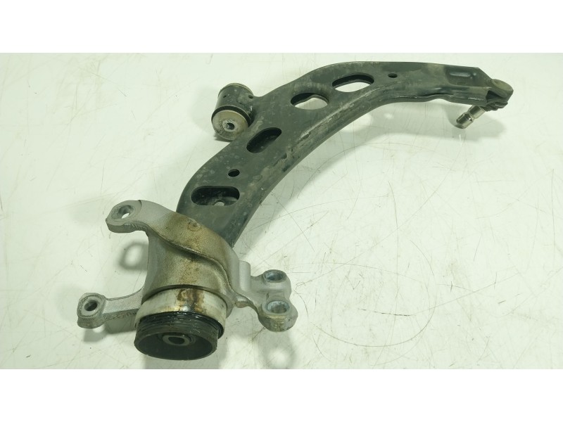 Recambio de brazo suspension inferior delantero izquierdo para bmw 2 gran coupe (f44) 216 d referencia OEM IAM 31126879843  