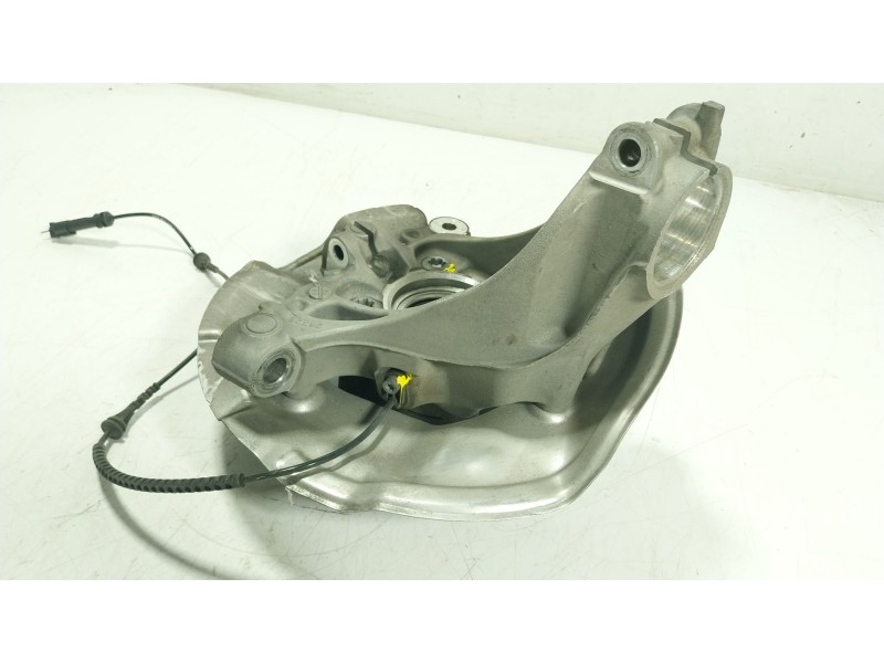 Recambio de mangueta delantera derecha para bmw 2 gran coupe (f44) 216 d referencia OEM IAM 31216876852  