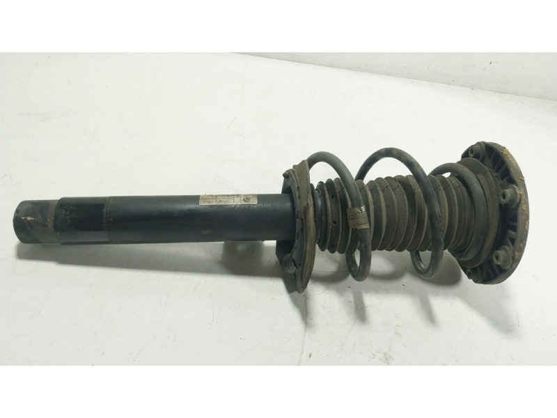 Recambio de amortiguador delantero derecho para bmw 1 (f21) 118 d referencia OEM IAM  31316873723 