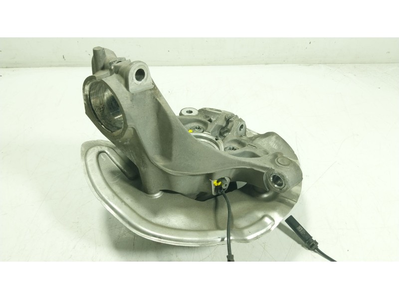 Recambio de mangueta delantera izquierda para bmw 2 gran coupe (f44) 216 d referencia OEM IAM 31216876851  