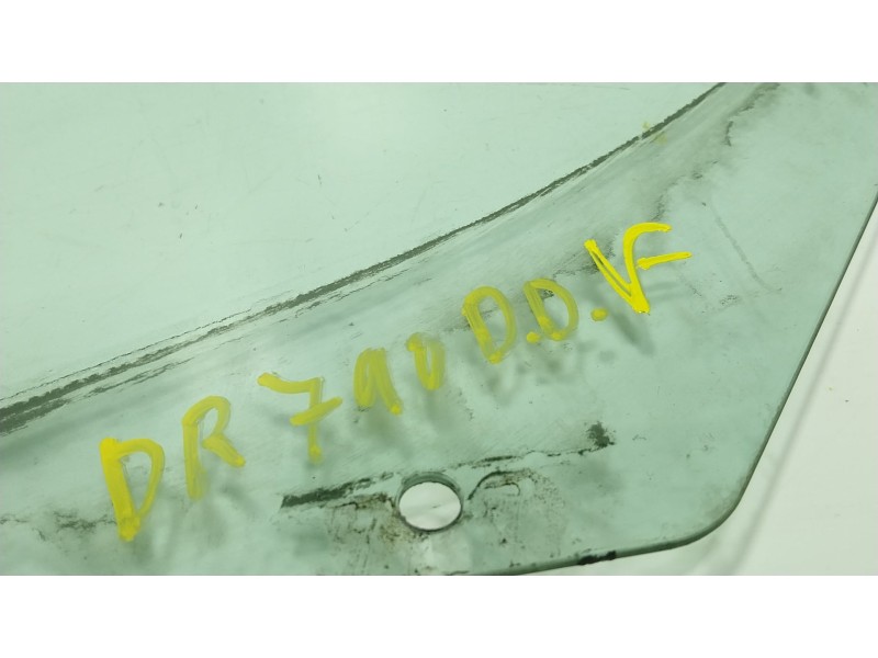 Recambio de cristal puerta delantero derecho para iveco daily vi furgoneta 33s15, 35s15, 35c15 referencia OEM IAM 5801537832  