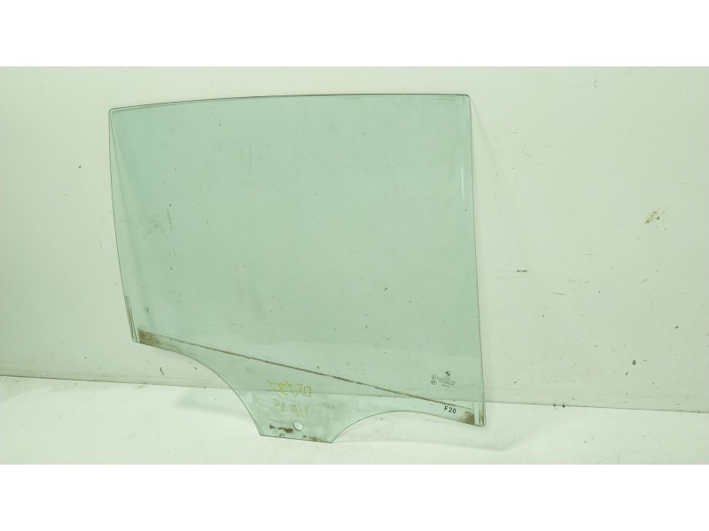 Recambio de cristal puerta trasero derecho para bmw 1 (f20) 116 d referencia OEM IAM 51357242558  