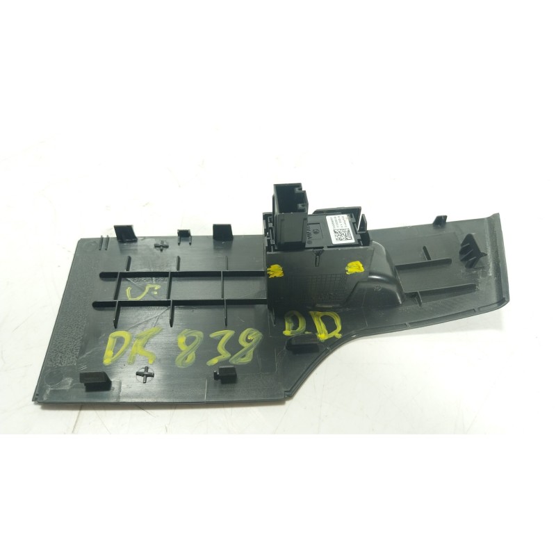 Recambio de mando elevalunas delantero derecho para seat arona (kj7, kjp) 1.0 tsi referencia OEM IAM 5G0959855P 5G0959855P 