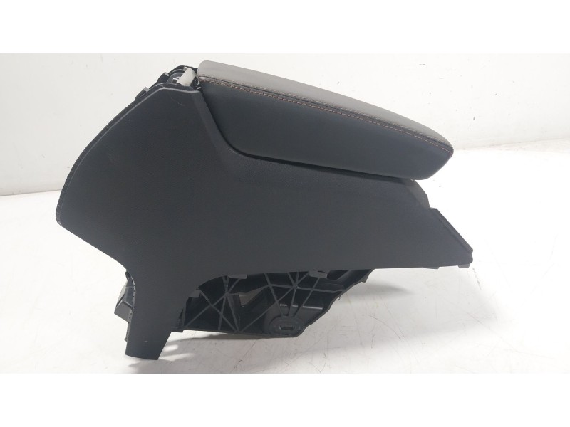 Recambio de apoyabrazos central para cupra formentor (km7, kmp) 1.5 tsi referencia OEM IAM  5FA858329 