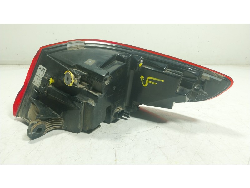 Recambio de piloto trasero izquierdo para bmw 1 (f40) 118 d referencia OEM IAM  63217450643 