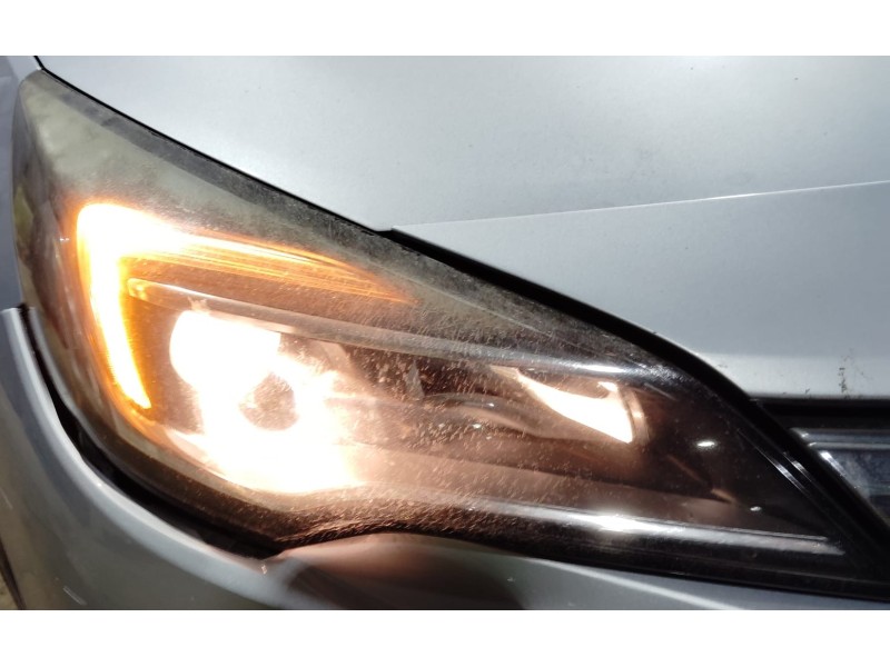 Recambio de faro derecho para opel astra k (b16) 1.6 cdti (68) referencia OEM IAM 39081893 7960400000 