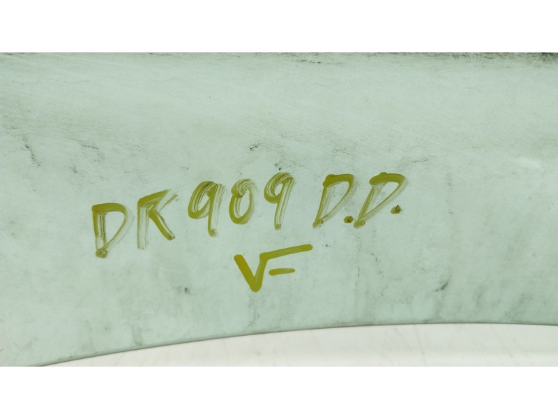 Recambio de cristal puerta delantero derecho para citroën c4 cactus 1.6 bluehdi 100 referencia OEM IAM 9825141180  