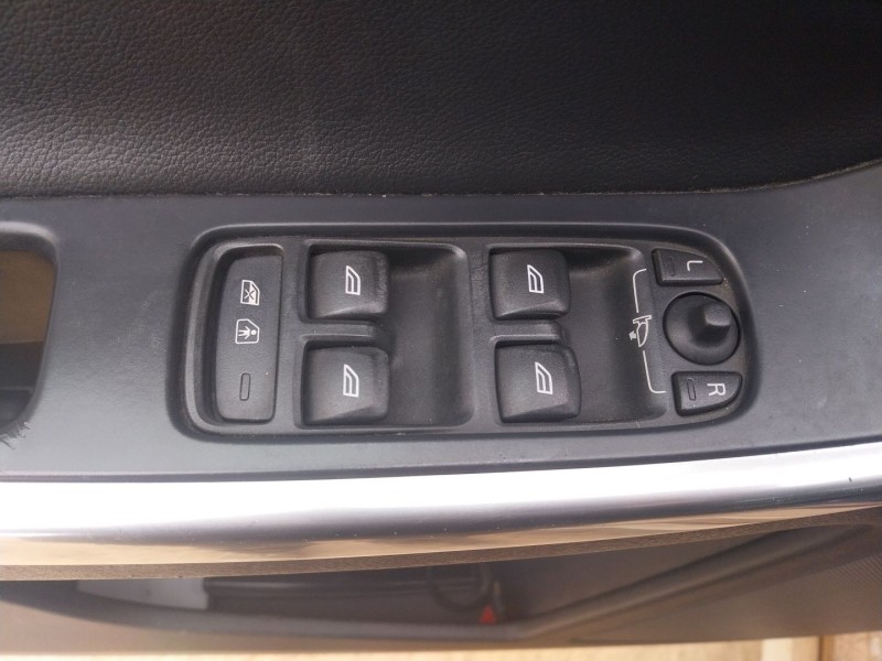 volvo xc60 i suv (156) del año 2015