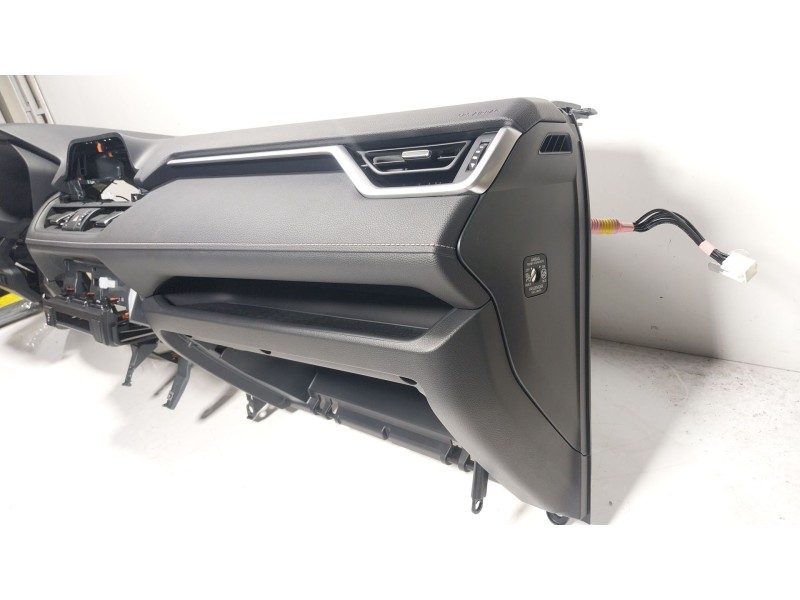 Recambio de salpicadero para toyota rav 4 v (_a5_, _h5_) 2.5 hybrid (axap54) referencia OEM IAM  8214042070 